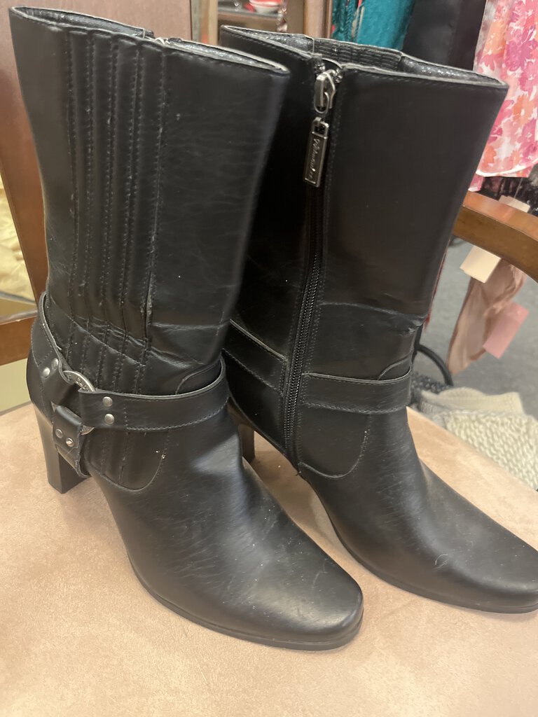 Heeled Boots With Belt